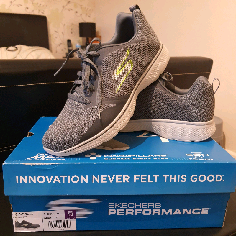 mens sketchers size 10